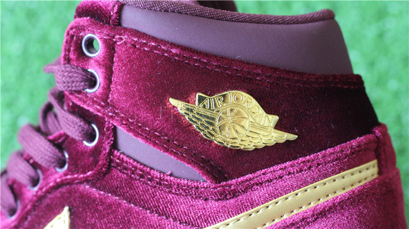 Authentic Air Jordan 1 Velvet Night Maroon